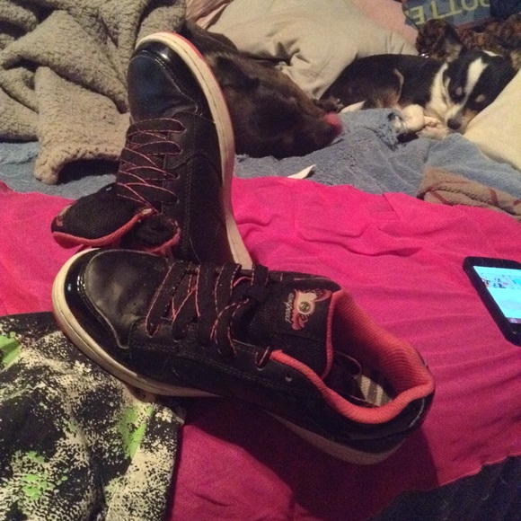 Old Vintage retired Pre loved Air Speeds - Picture 1 of 6